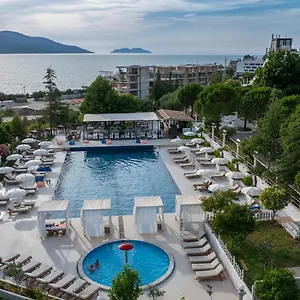 Edva Hotel Radhimë